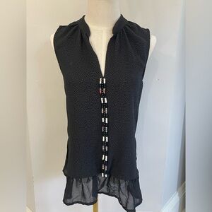 Weston for Anthropologie Women’s XS black textured side split beaded collar tank